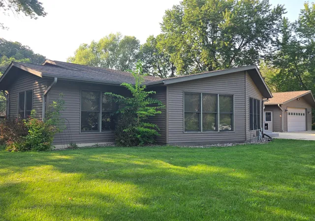 Photo 3 of Single family home for sale at 4488 Ferndale Rd, Rushford, MN 55971 | MLS# 7121841 | Listing updated on 2026-08-09