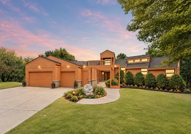 Photo 3 of Single family home for sale at 7846 Ithaca Ln N, Maple Grove, MN 55311 | MLS# 7121861 | Listing updated on 2026-10-05