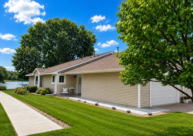 Photo 2 of Single family home for sale at 1991 Granite Ave N, Saint Paul, MN 55128 | MLS# 7121862 | Listing updated on 2026-09-03