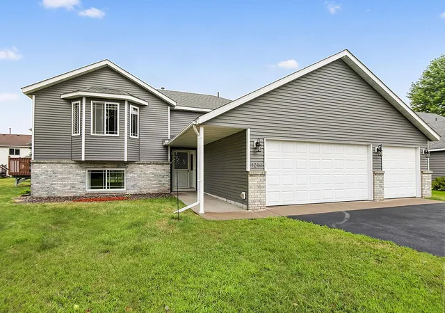 2nd image of 1214 Corrine Ct, Sartell, MN 56377 | MLS# 7121878