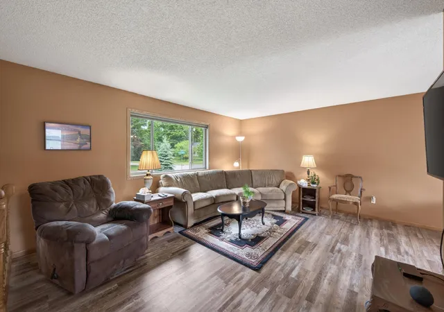3rd image of 12515 Hummingbird St Nw, Minneapolis, MN 55448 | MLS# 7121885