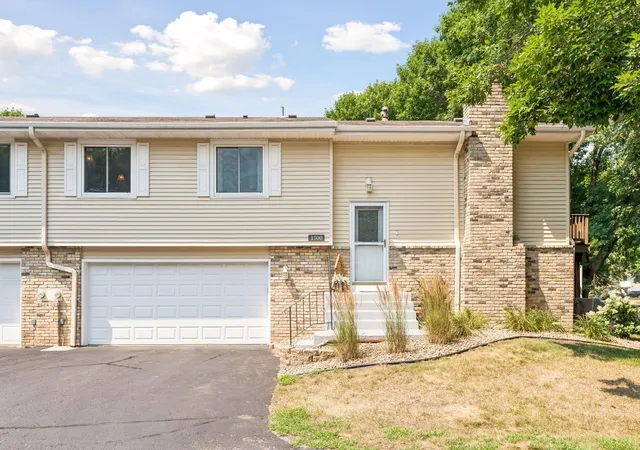 2nd image of 1300 119th Ln Nw, Minneapolis, MN 55448 | MLS# 7121887