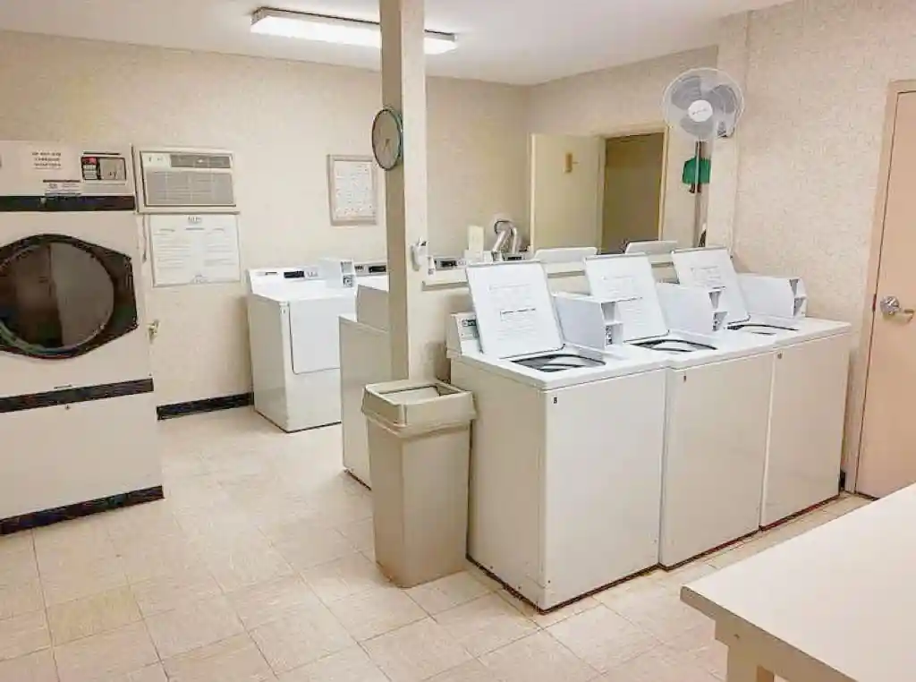 Listing Photo 40 - Condo for sale in 2700 Oxford St N located at 2700 Oxford St N, Roseville, MN 55113 - Unit #116