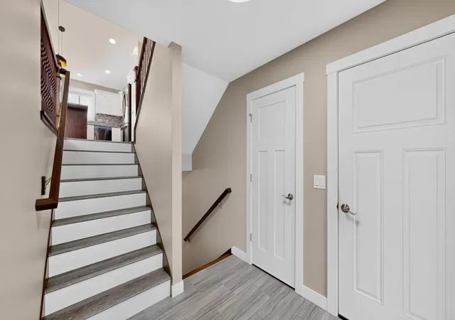 Photo 2 of Single family home for sale at 886 Portsmith Dr Nw, Rochester, MN 55901 | MLS# 7121913 | Listing updated on 2026-09-22
