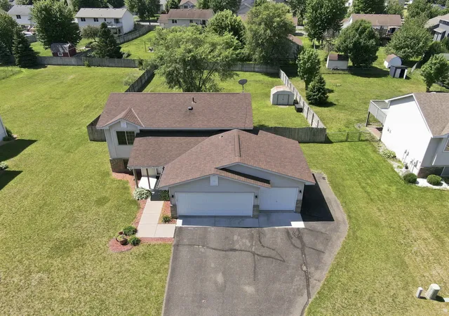 1st image of 10123 Park Pl Dr, Monticello, MN 55362 | MLS# 7121921