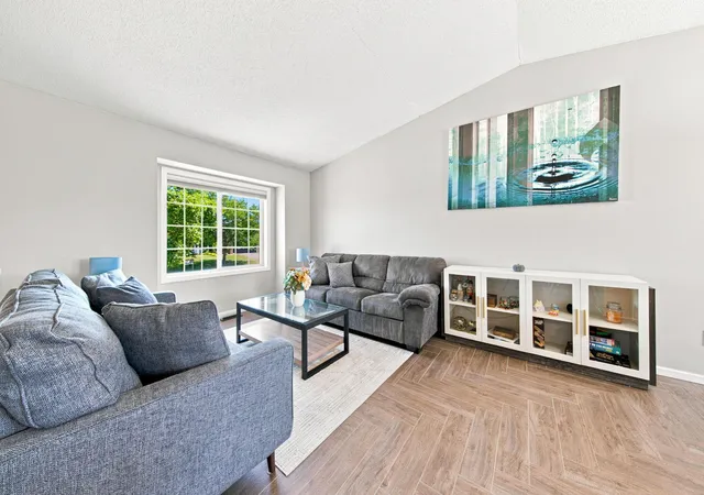 5th image of 10123 Park Pl Dr, Monticello, MN 55362 | MLS# 7121921