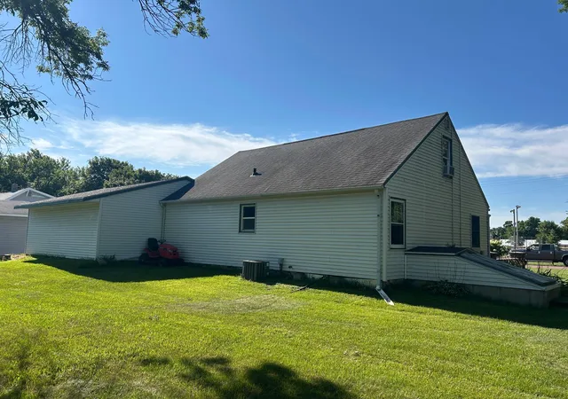 Photo 4 of Sale Pending at 630 W Marsh St, Tyler, MN 56178 | MLS# 7121930 | Listing updated on 2026-08-24