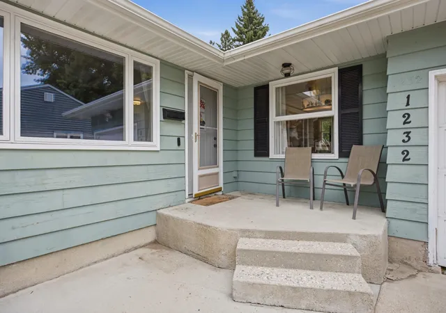 Photo 3 of Single family home for sale at 1232 15th Street N, Moorhead, MN 56560 | MLS# 7121940 | Listing updated on 2026-08-07
