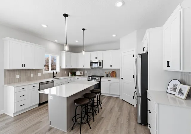 4th image of 1489 Raccoon Ln, New Richmond, WI 54017 | MLS# 7121944