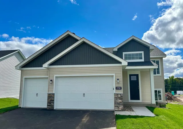 Photo 1 of Single family home for sale at 1752 Squirrel Way, New Richmond, WI 54017 | MLS# 7121946 | Listing updated on 2026-09-24