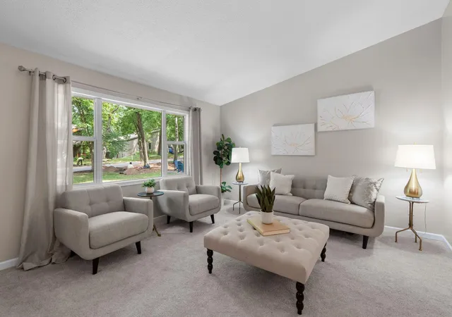 5th image of 15045 Ironwood Ct, Eden Prairie, MN 55346 | MLS# 7121963