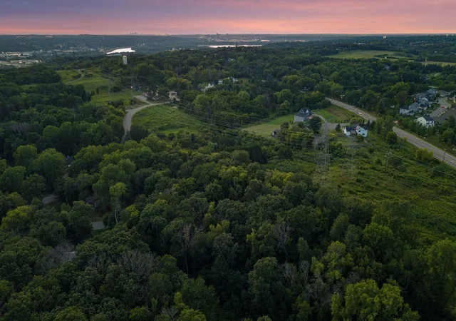 Photo 3 of Single family home for sale at 4643 Wild Cyn Trl, Saint Paul, MN 55129 | MLS# 7121969 | Listing updated on 2026-09-16