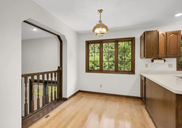 43rd image of 16760 N Manor Rd, Eden Prairie, MN 55346 | MLS# 7121973