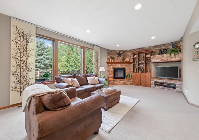 Photo 4 of Single family home for sale at 8328 151st Street, Savage, MN 55378 | MLS# 7121978 | Listing updated on 2026-09-22