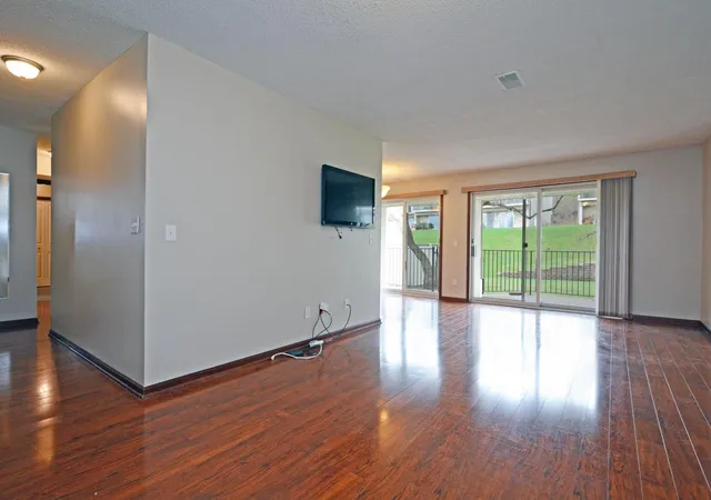 4th image of 6351 N Saint Croix Trl N, Stillwater, MN 55082