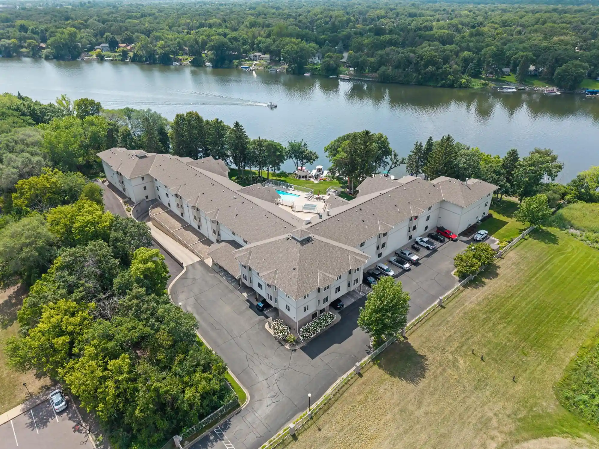 Listing Photo 1 - Condo for sale in 11030 Mississippi Blvd NW located at 11030 Mississippi Blvd NW, Coon Rapids, MN 55433 - Unit #325