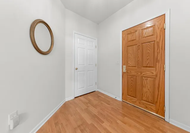 Listing Photo 5 - Condo for sale in building located at 11030 Mississippi Blvd NW, Coon Rapids, MN 55433 - Unit #325