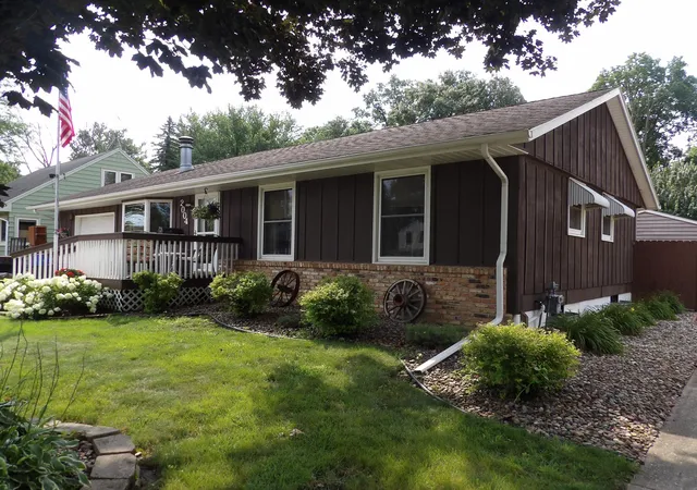 2nd image of 2004 7th Ave Se, Austin, MN 55912 | MLS# 7121990