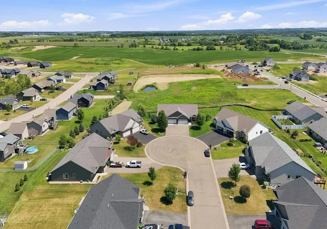 59th image of 1743 Ducktail Ct, New Richmond, WI 54017 | MLS# 7121992