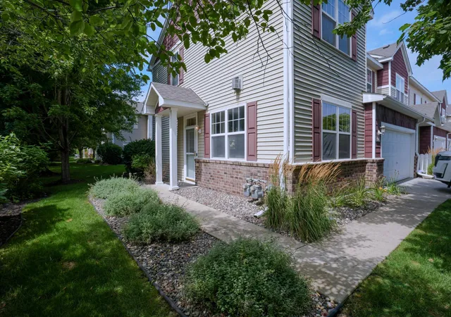 Photo 1 of Sale Pending at 1919 Sierra Dr #1401, Hastings, MN 55033 | MLS# 7122006 | Listing updated on 2026-08-27