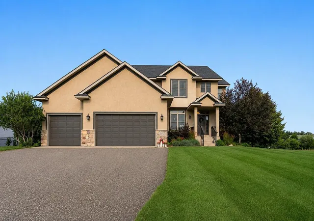 1st image of 14462 Grand Oaks Dr, Baxter, MN 56425 | MLS# 7122021