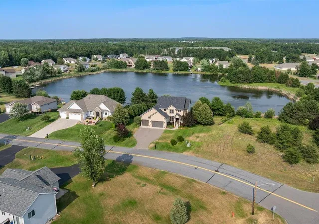 2nd image of 14462 Grand Oaks Dr, Baxter, MN 56425 | MLS# 7122021