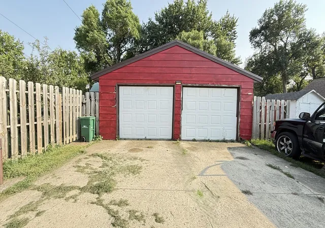 Photo 2 of Single family home for sale at 137 State St, Tracy, MN 56175 | MLS# 7122034 | Listing updated on 2026-08-06