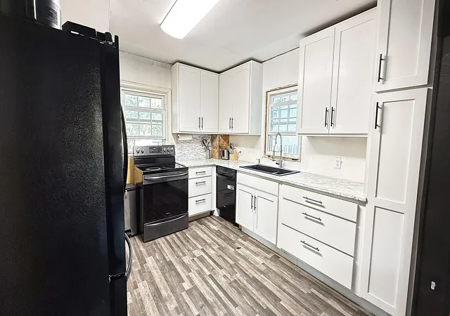 Photo 3 of Single family home for sale at 137 State St, Tracy, MN 56175 | MLS# 7122034 | Listing updated on 2026-08-06