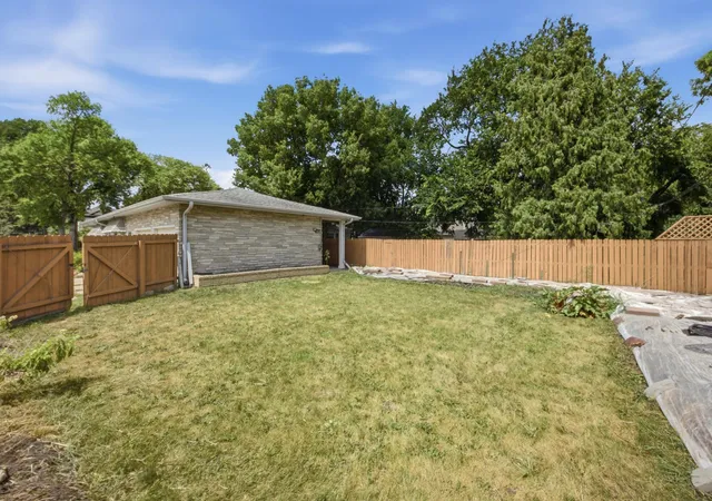 27th image of 1106 5th Ave S, Moorhead, MN 56560 | MLS# 7122056