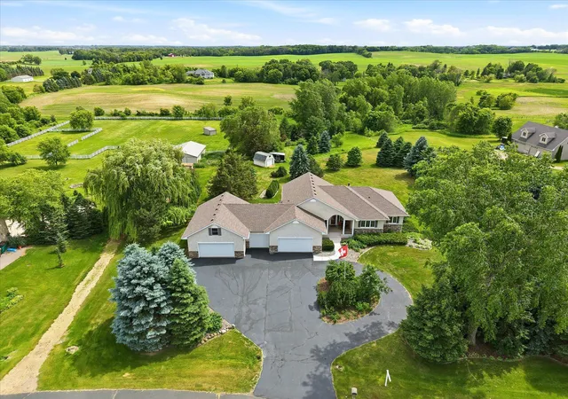 2nd image of 21005 Sunnyhill Ln, Hamel, MN 55340 | MLS# 7122060