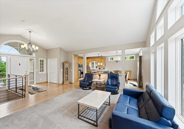 5th image of 21005 Sunnyhill Ln, Hamel, MN 55340 | MLS# 7122060