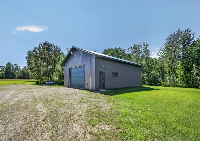 Photo 4 of Single family home for sale at 12502 Van Horn Rd, Floodwood, MN 55736 | MLS# 7122061 | Listing updated on 2026-09-28