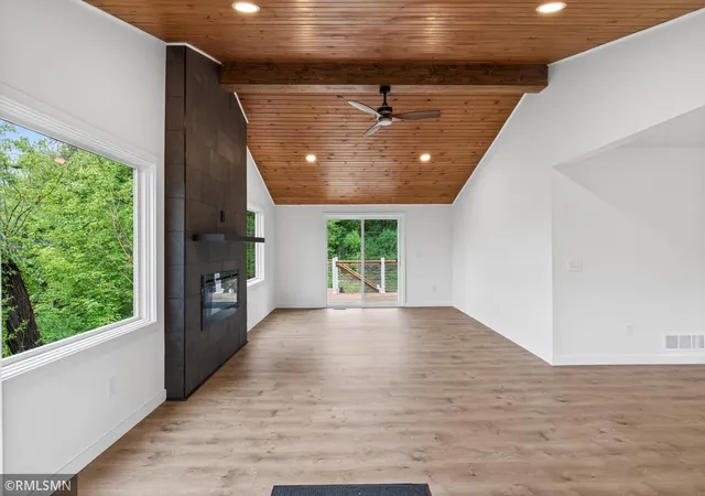 4th image of 4410 Stinson Blvd Ne, Minneapolis, MN 55421 | MLS# 7122069