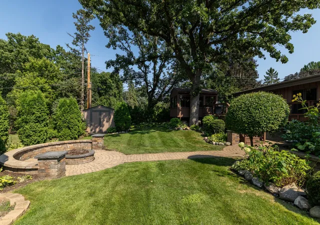 Photo 3 of Single family home for sale at 1000 Mound Spring Ter, Minneapolis, MN 55420 | MLS# 7122083 | Listing updated on 2026-10-27