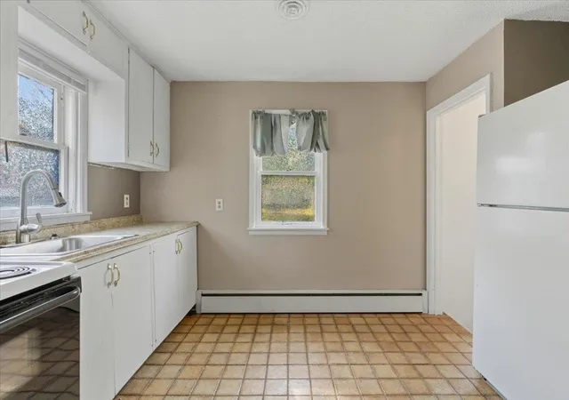 Photo 4 of Single family home for sale at 1719 7th Avenue S, Saint Cloud, MN 56301 | MLS# 7122085 | Listing updated on 2026-10-26