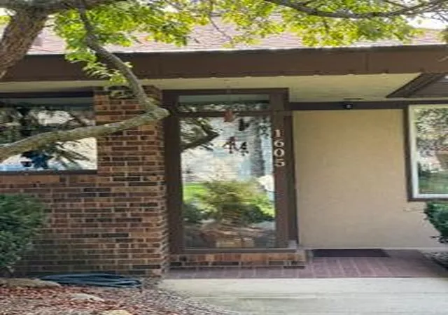 Photo 3 of Sale Pending at 1605 Dane Rd, Owatonna, MN 55060 | MLS# 7122089 | Listing updated on 2026-08-27