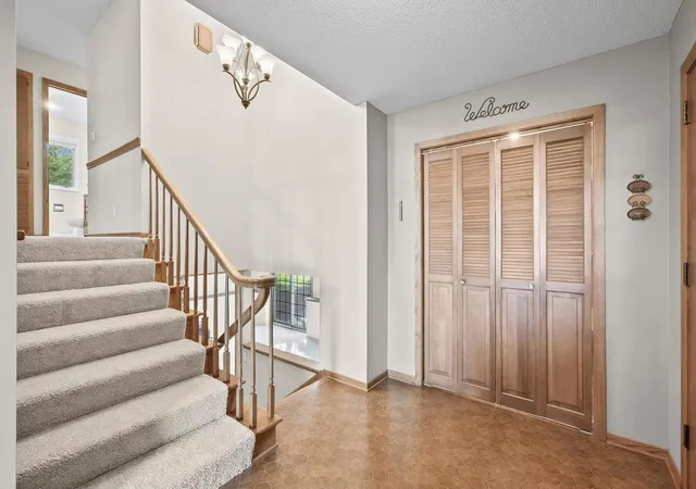 Photo 4 of Single family home for sale at 22465 Rush Crk Dr, Rogers, MN 55374 | MLS# 7122094 | Listing updated on 2026-10-07