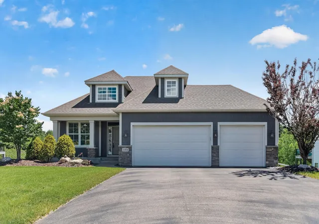 Photo 1 of Single family home for sale at 1144 Pine Hl Ln, Saint Paul, MN 55127 | MLS# 7122099 | Listing updated on 2026-08-17