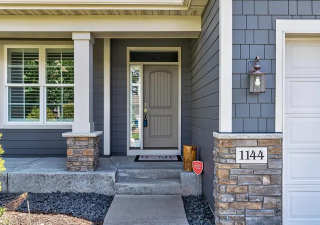 Photo 4 of Single family home for sale at 1144 Pine Hl Ln, Saint Paul, MN 55127 | MLS# 7122099 | Listing updated on 2026-08-17