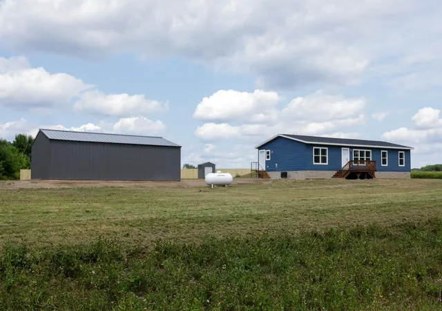 3rd image of 18980 Island View, Mora, MN 55051 | MLS# 7122101