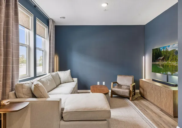2nd image of 900d Mount Curve Blvd, Saint Paul, MN 55116 | MLS# 7122112