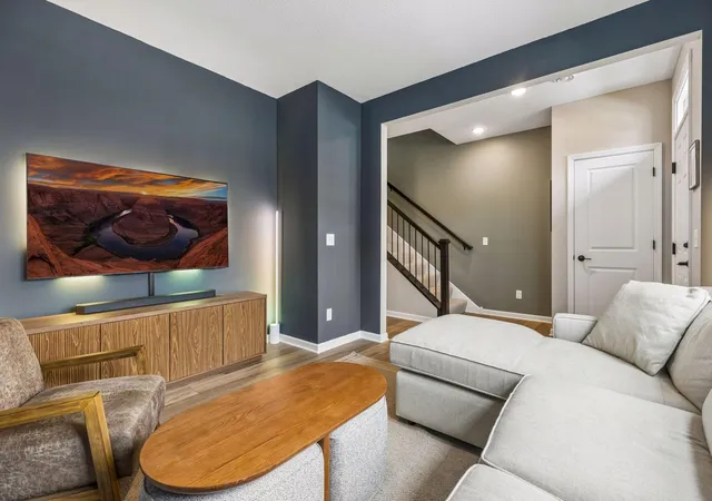 3rd image of 900D Mount Curve Blvd, Saint Paul, MN 55116 | MLS# 7122112