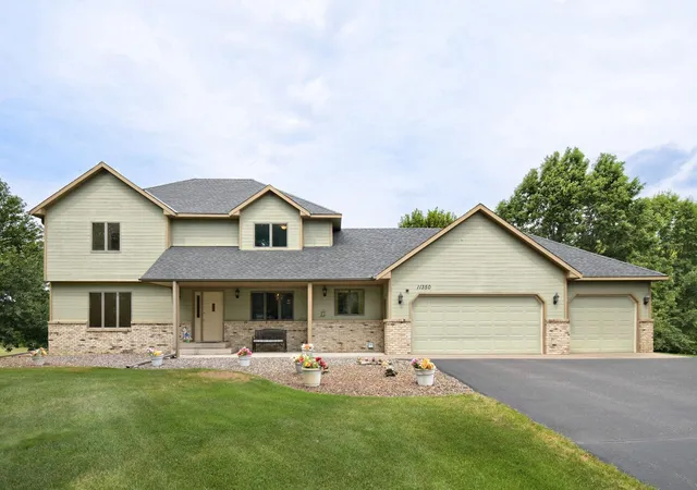 1st image of 11350 12th St N, Lake Elmo, MN 55042 | MLS# 7122117