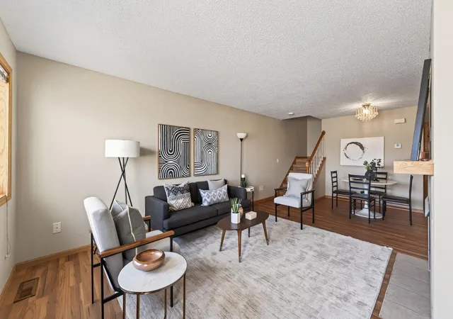 3rd image of 6190 Marlowe Ave Ne, Albertville, MN 55301 | MLS# 7122133