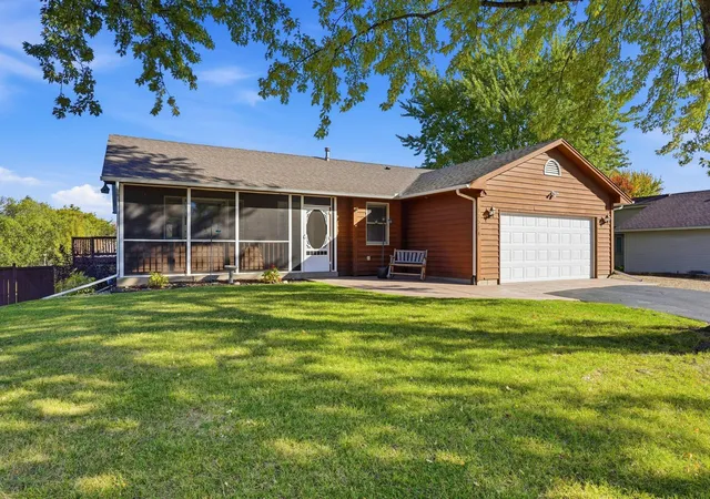 Photo 1 of Single family home for sale at 17314 Greentree Path, Lakeville, MN 55044 | MLS# 7122134 | Listing updated on 2026-10-21