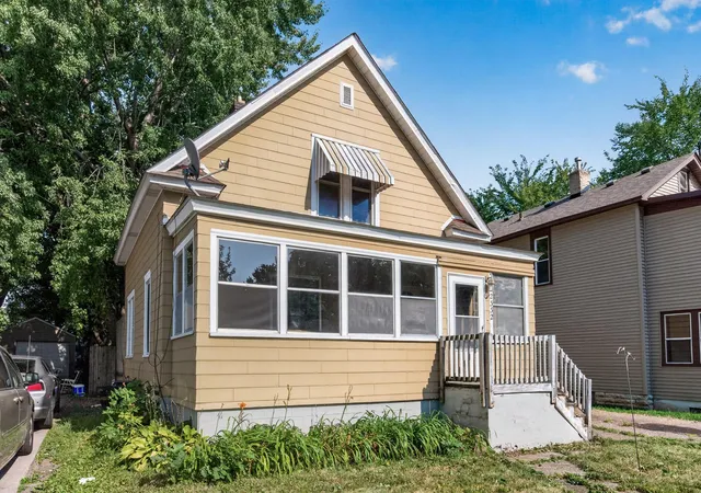 Photo 2 of Single family home for sale at 2332 Sheridan Ave N, Minneapolis, MN 55411 | MLS# 7122142 | Listing updated on 2026-08-08