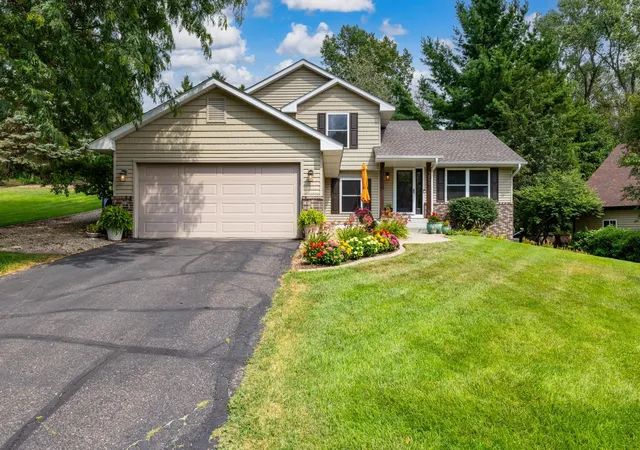 1st image of 9005 Jensen Ave S, Cottage Grove, MN 55016 | MLS# 7122151