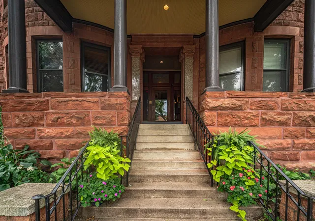 Photo 2 of Condo for sale at 223 Arundel St #1, Saint Paul, MN 55102 | MLS# 7122170 | Listing updated on 2026-09-22