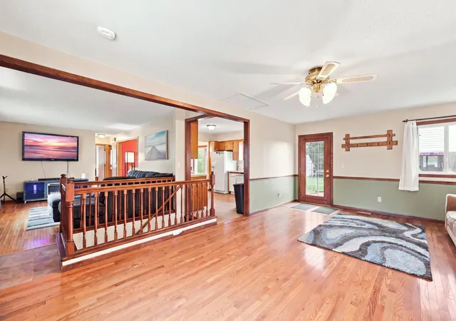 Photo 3 of Sale Pending at 2107 Shale Ln, Saint Paul, MN 55122 | MLS# 7122199 | Listing updated on 2026-09-01