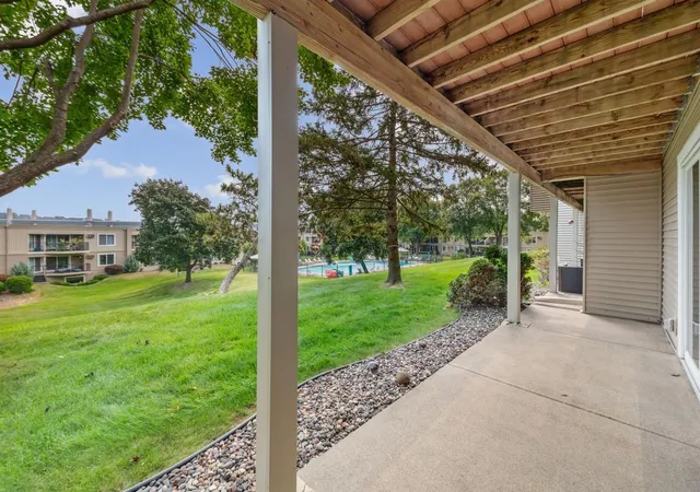 4th image of 6313 Saint Croix Trl N, Stillwater, MN 55082 | MLS# 7122207